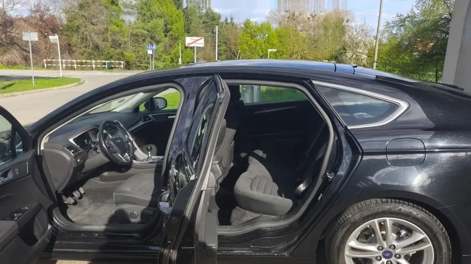 FORD Mondeo -