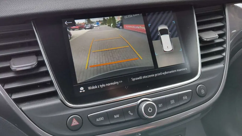 OPEL Crossland X -