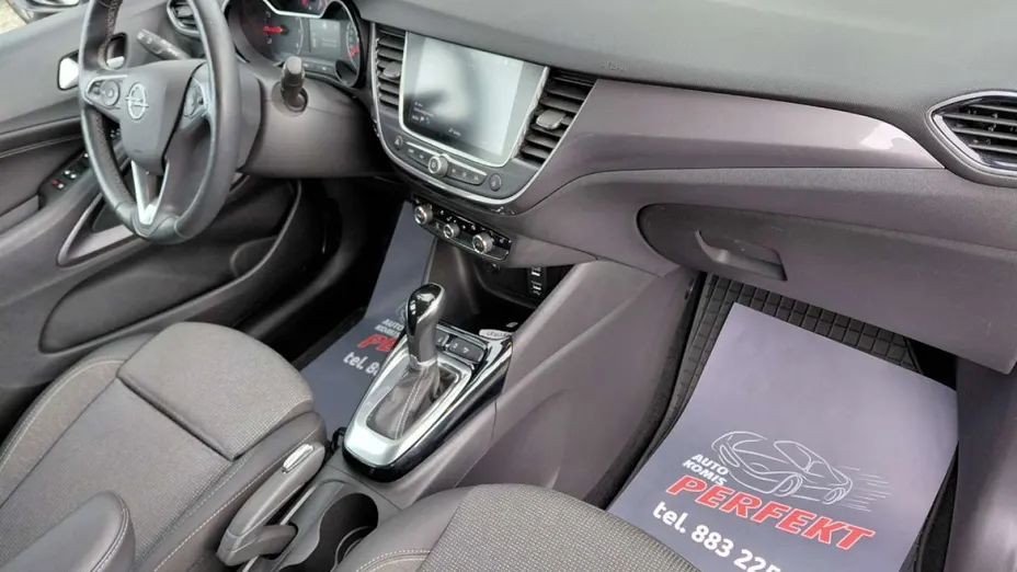 OPEL Crossland X -