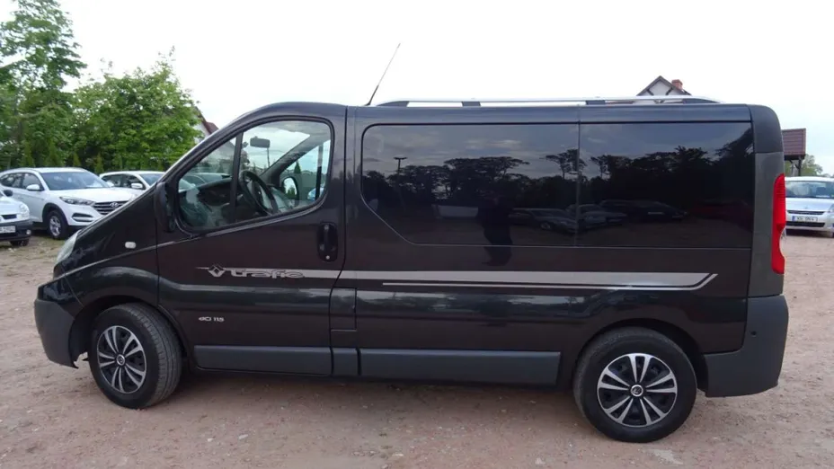 RENAULT Trafic -