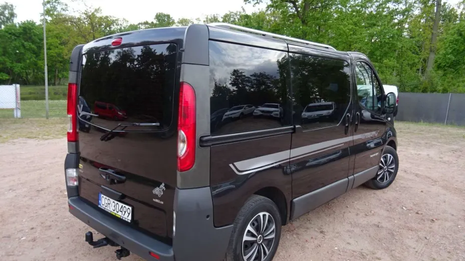 RENAULT Trafic -