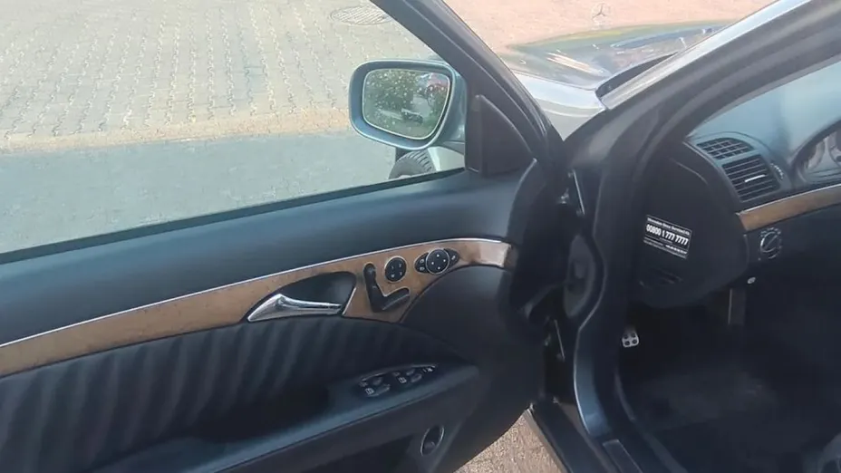 MERCEDES-BENZ E Klasa -