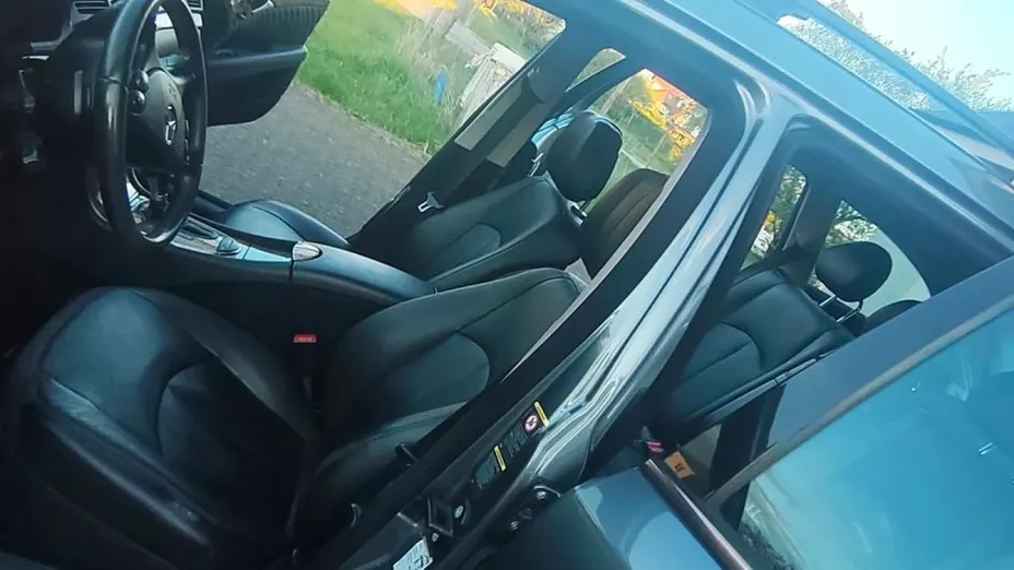 MERCEDES-BENZ E Klasa -