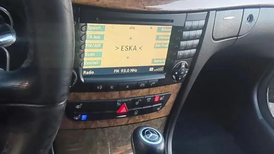 MERCEDES-BENZ E Klasa -