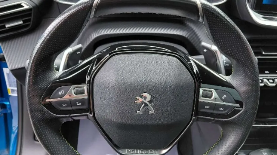PEUGEOT 2008 -