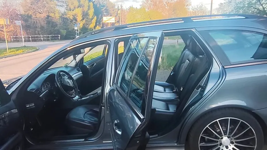 MERCEDES-BENZ E Klasa -