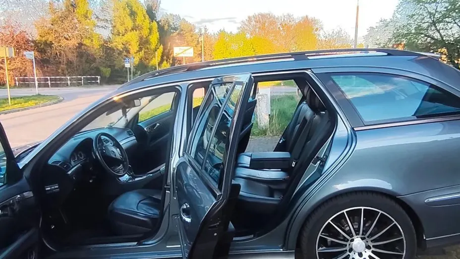 MERCEDES-BENZ E Klasa -