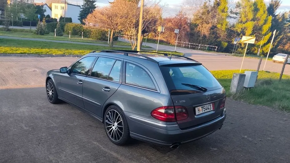 MERCEDES-BENZ E Klasa -