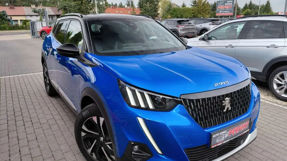 PEUGEOT 2008 -