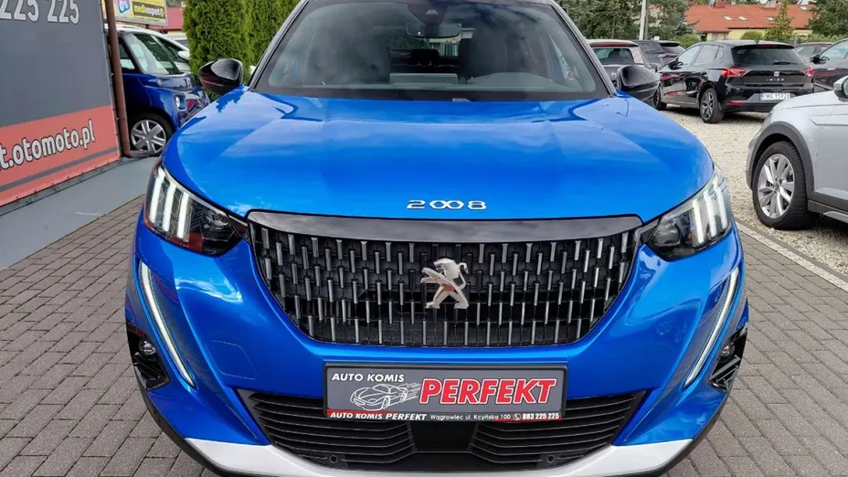 PEUGEOT 2008 -