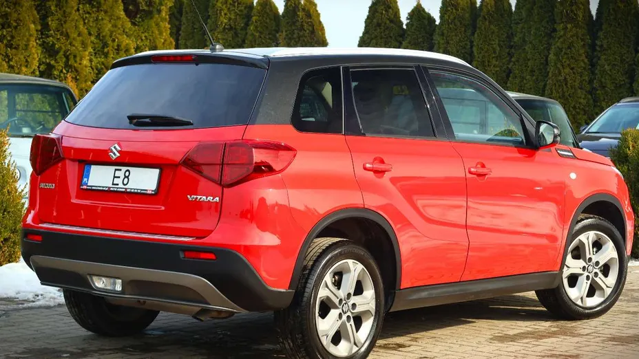 SUZUKI Vitara -