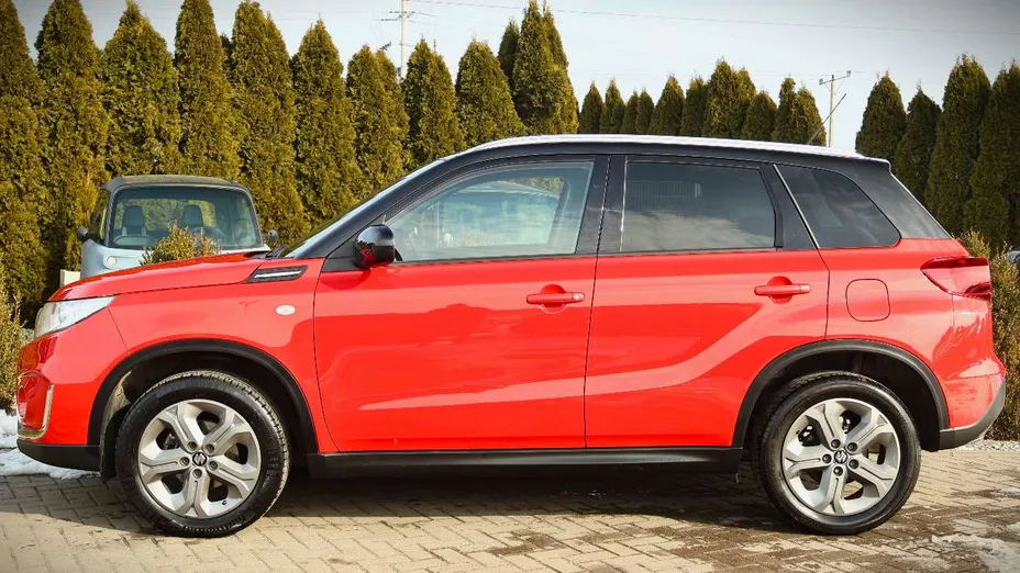 SUZUKI Vitara -