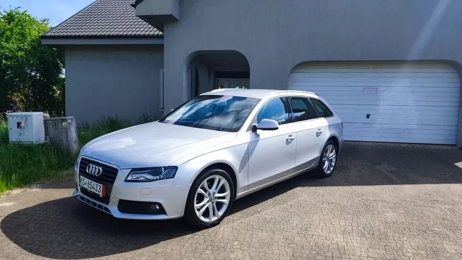 AUDI A4 Avant -