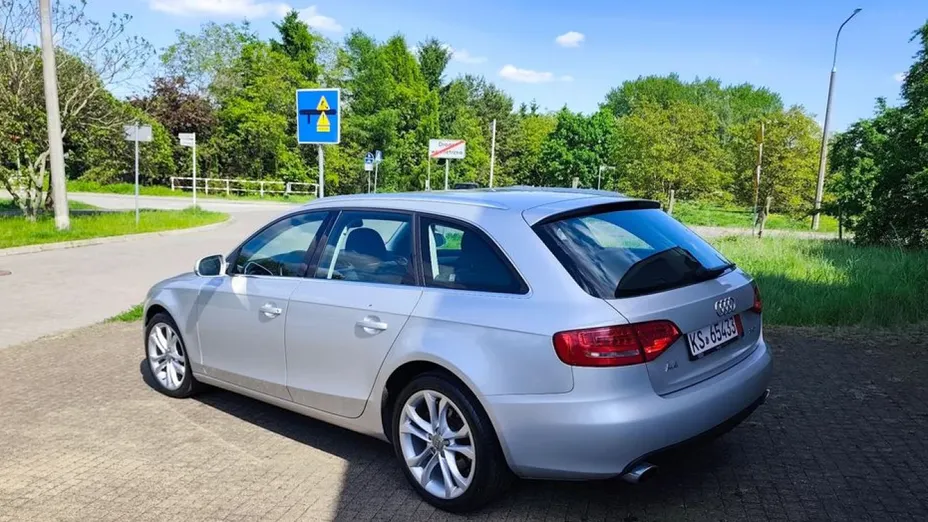 AUDI A4 Avant -
