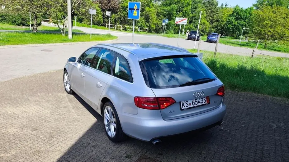 AUDI A4 Avant -