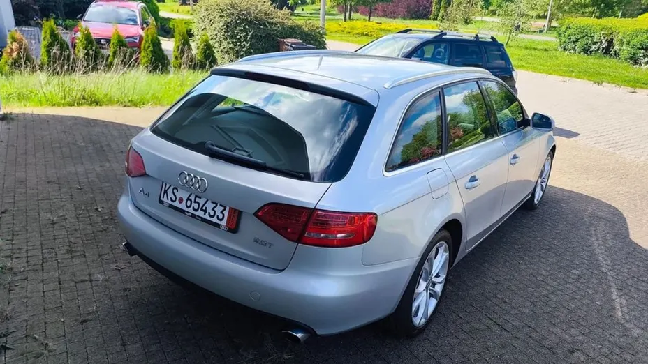 AUDI A4 Avant -