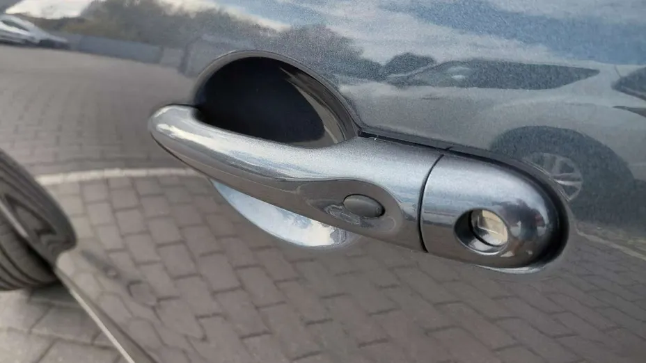 RENAULT Clio -