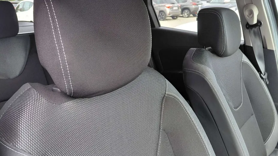 RENAULT Clio -