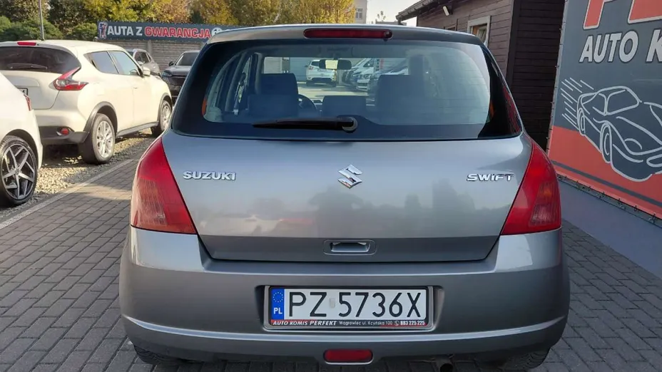 SUZUKI Swift -