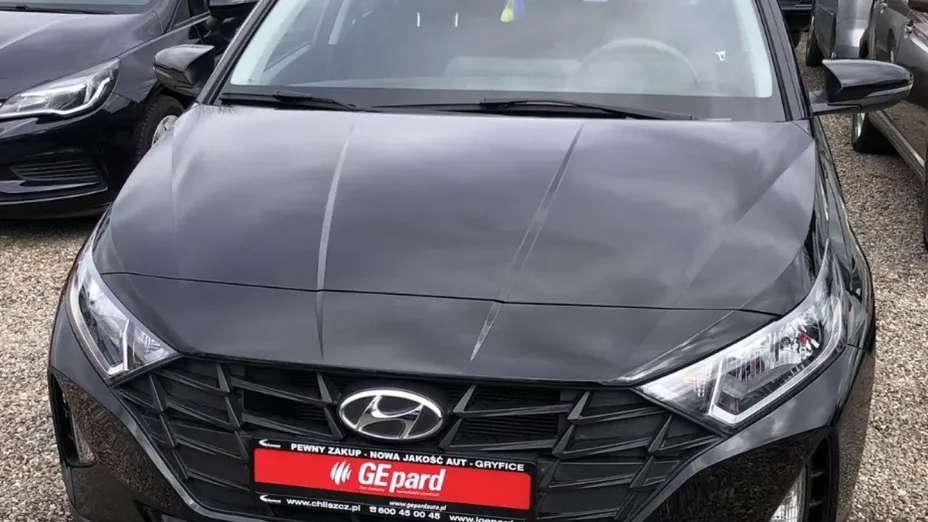 HYUNDAI i20 -