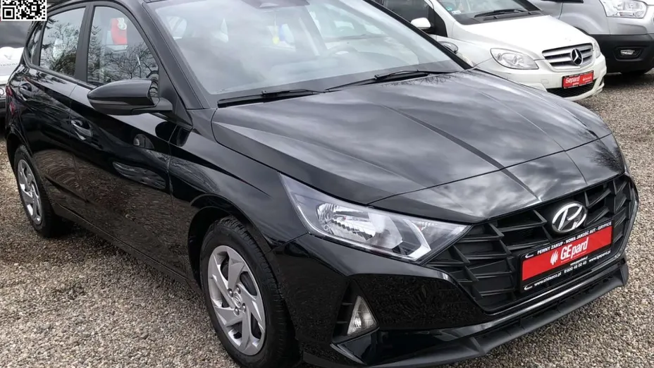 HYUNDAI i20 -