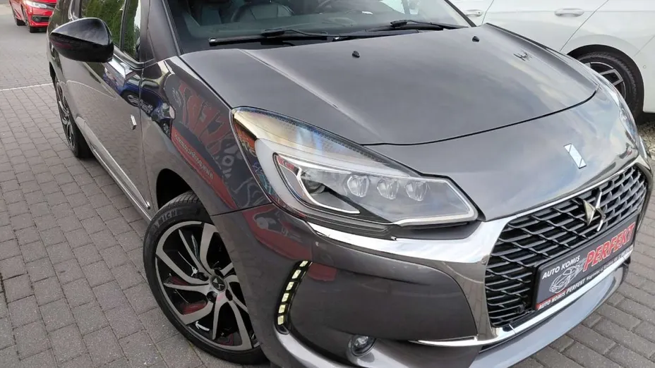 CITROEN DS3 -