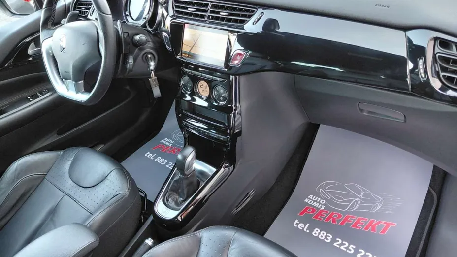 CITROEN DS3 -
