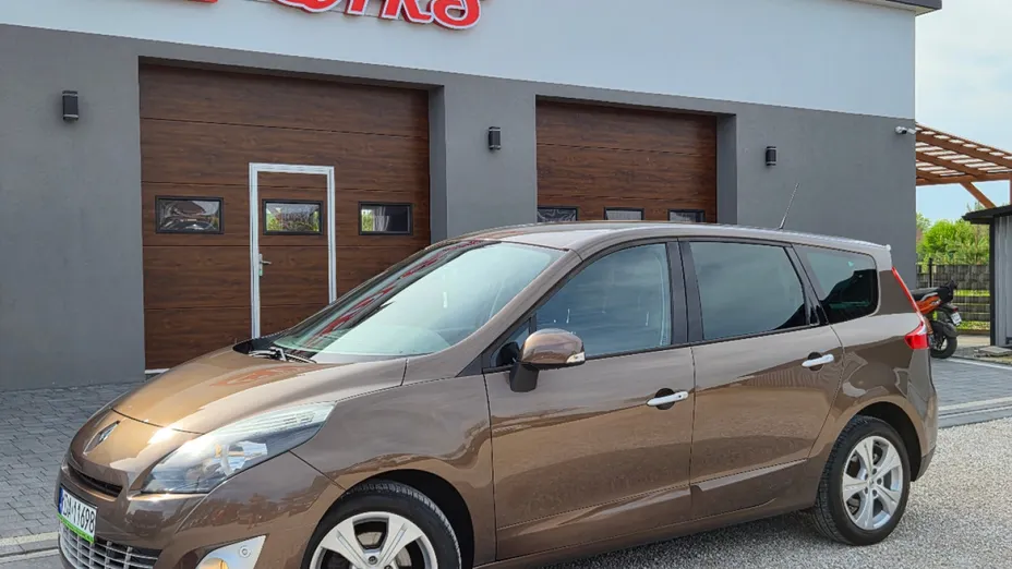 RENAULT Grand Scenic -