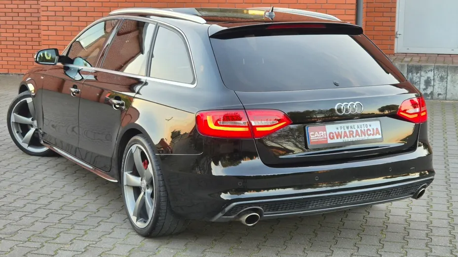 AUDI A4 -