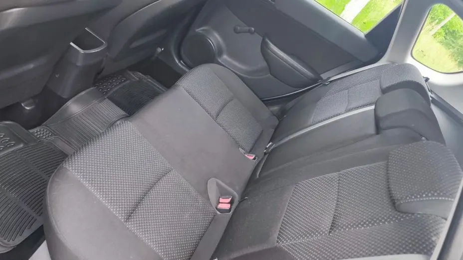 HYUNDAI i30 -