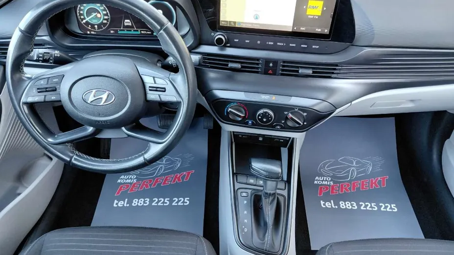 HYUNDAI i20 -