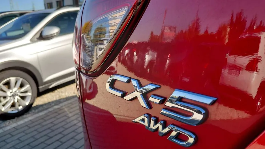 MAZDA CX-50 -