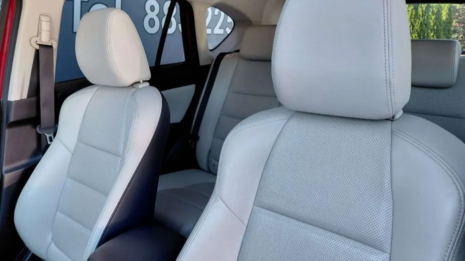 MAZDA CX-50 -