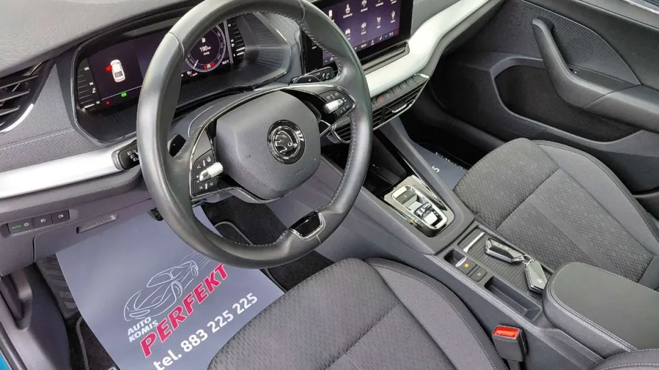 SKODA Octavia -