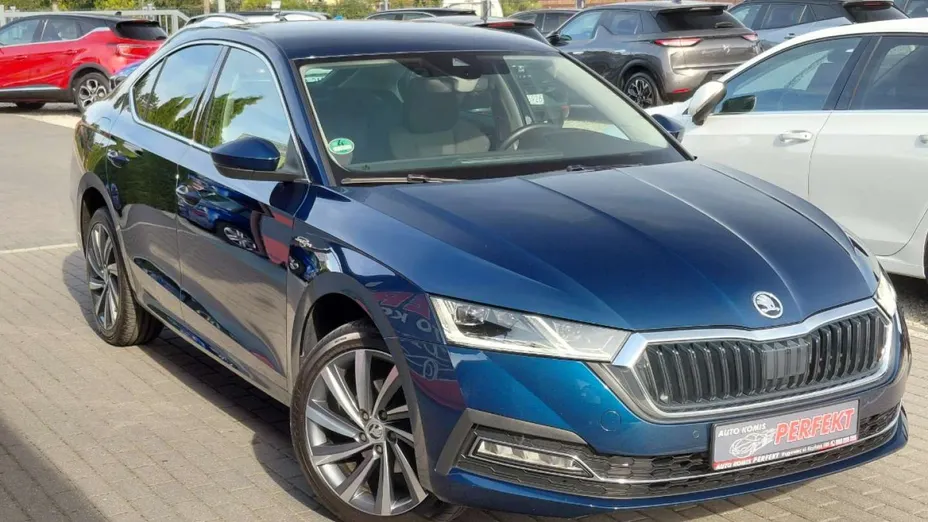 SKODA Octavia -