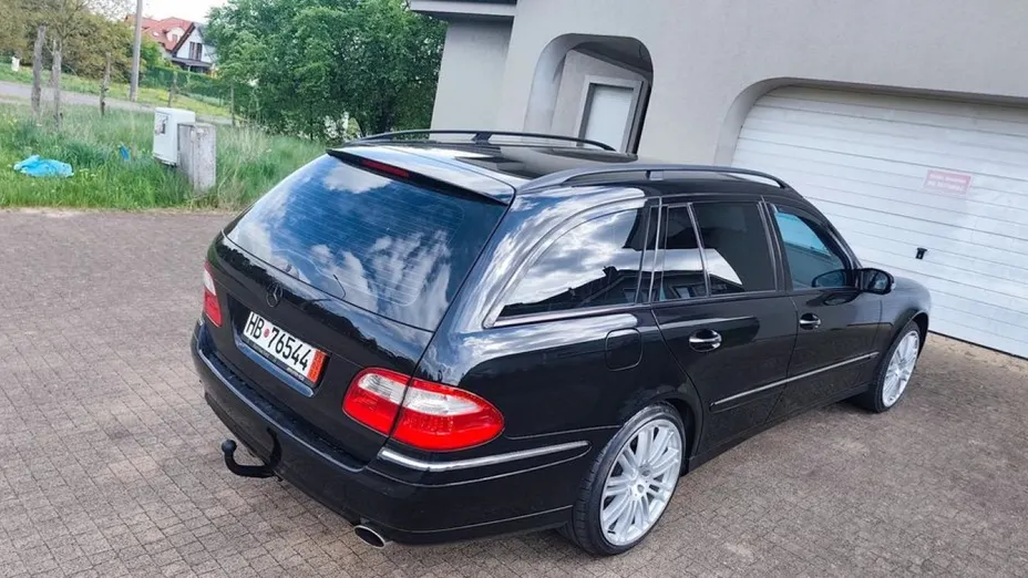 MERCEDES-BENZ E Klasa -