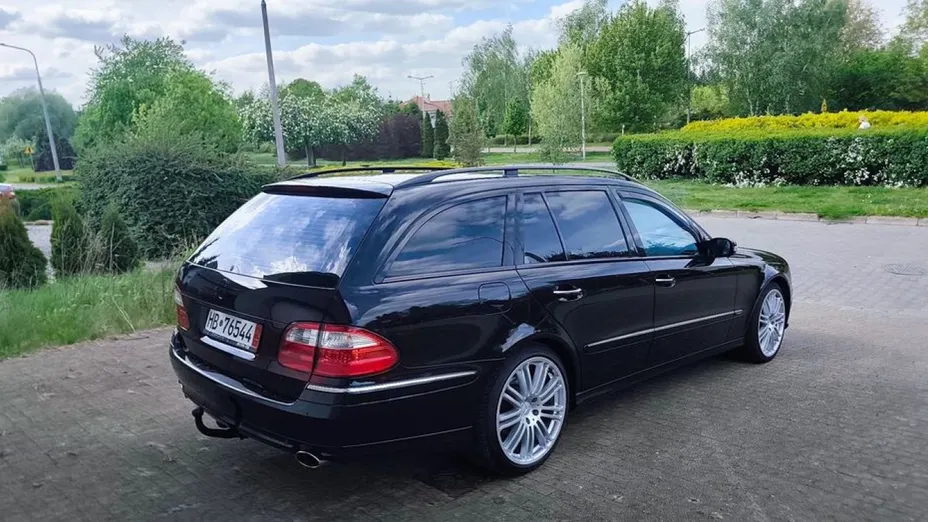 MERCEDES-BENZ E Klasa -
