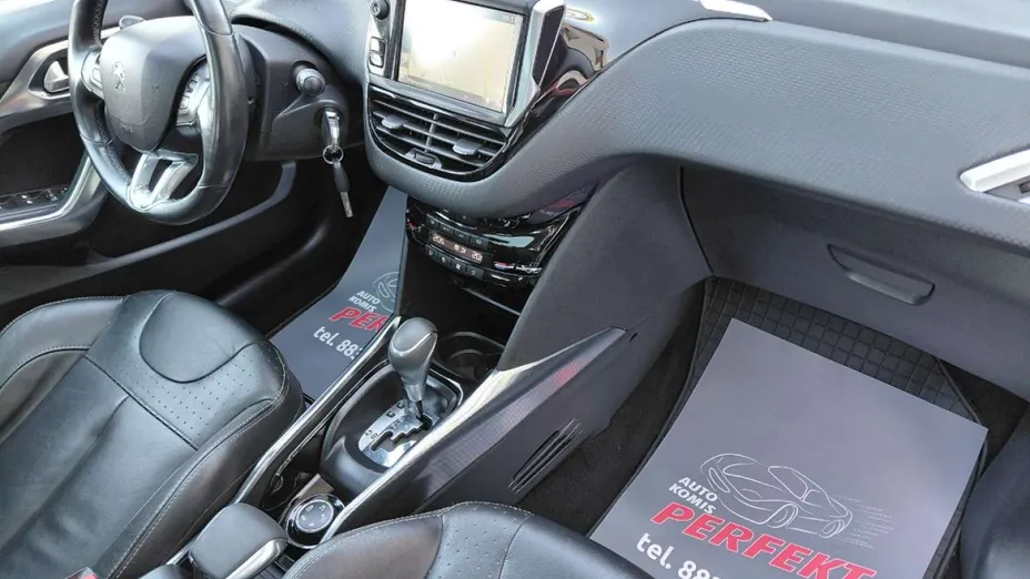 PEUGEOT 2008 -