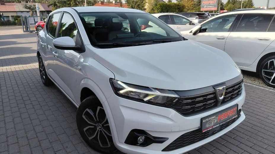 DACIA Sandero -