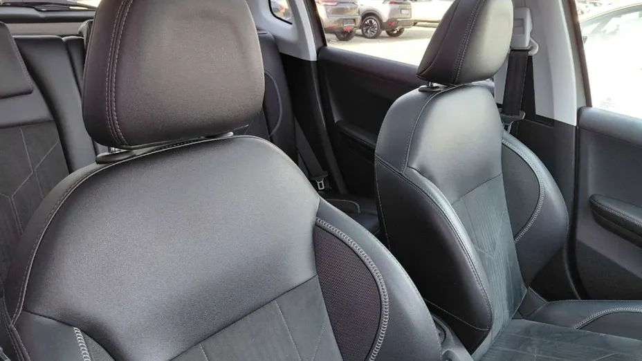 PEUGEOT 2008 -
