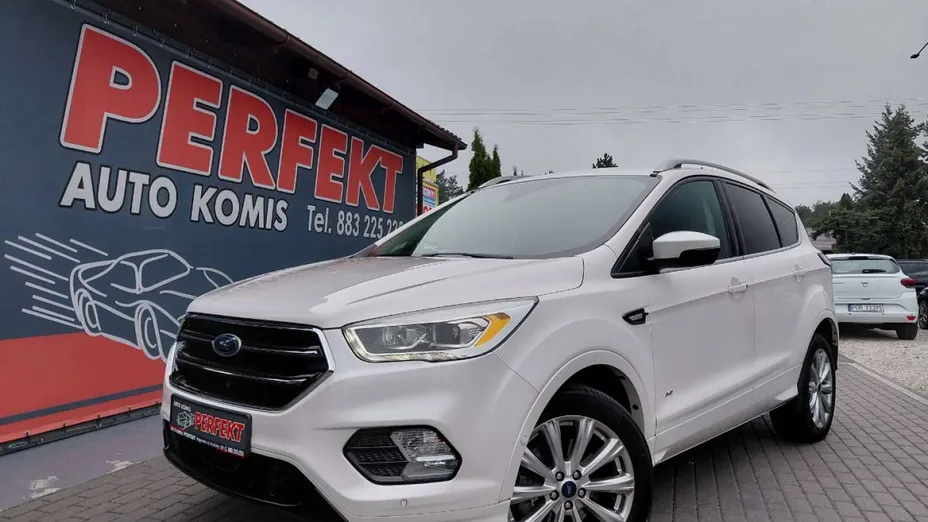 FORD Kuga -