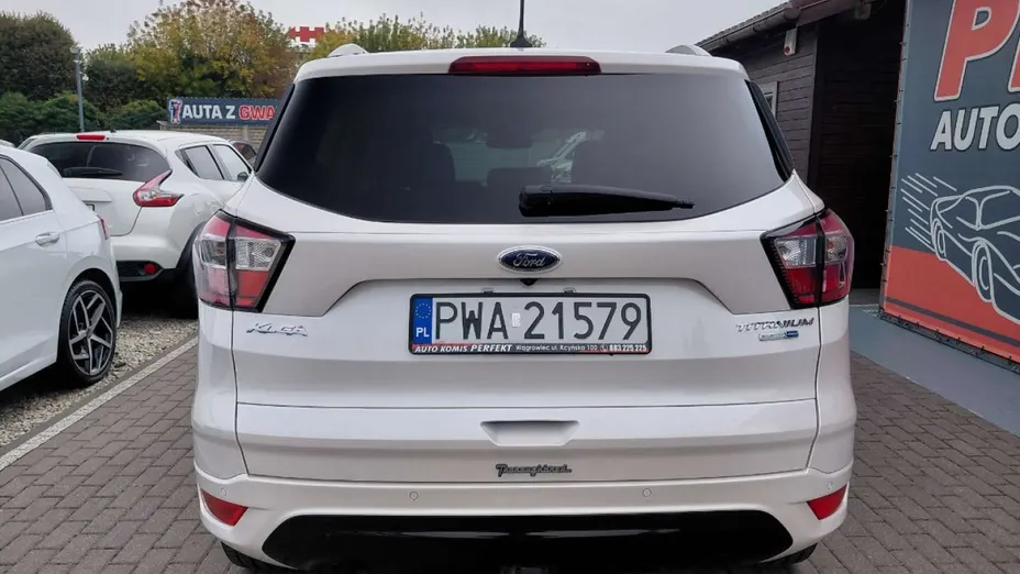 FORD Kuga -