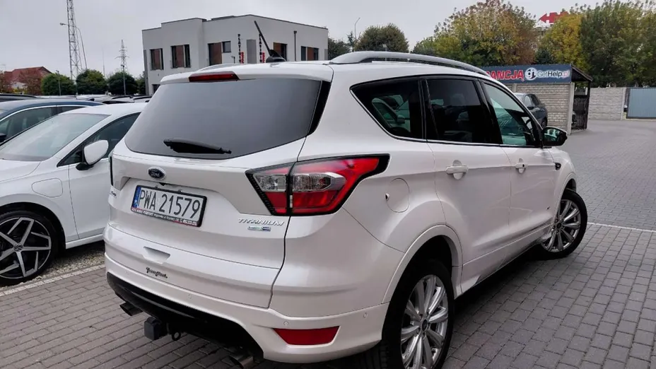 FORD Kuga -