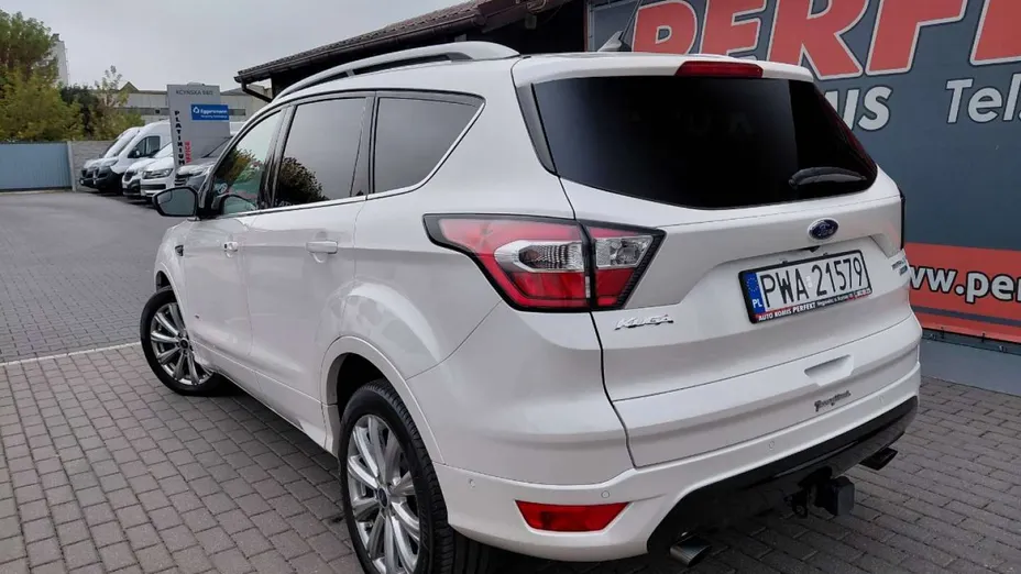 FORD Kuga -