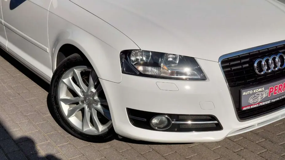 AUDI A3 Sportback -