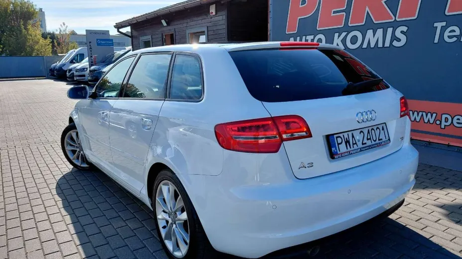 AUDI A3 Sportback -