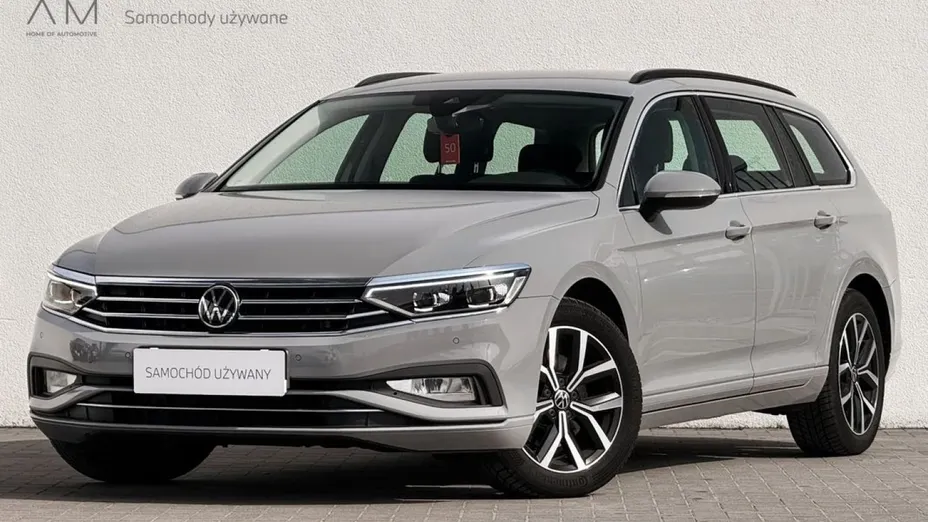 VOLKSWAGEN Passat -