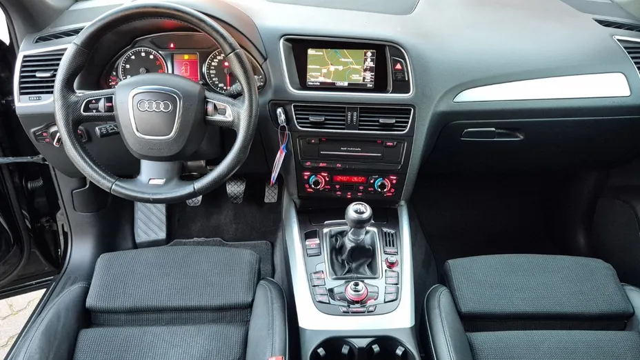 AUDI Q5 -