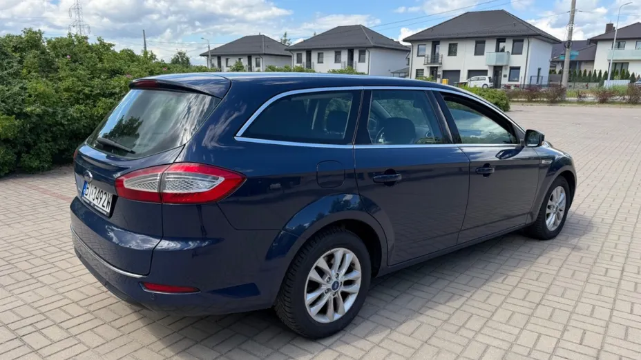 FORD Mondeo -