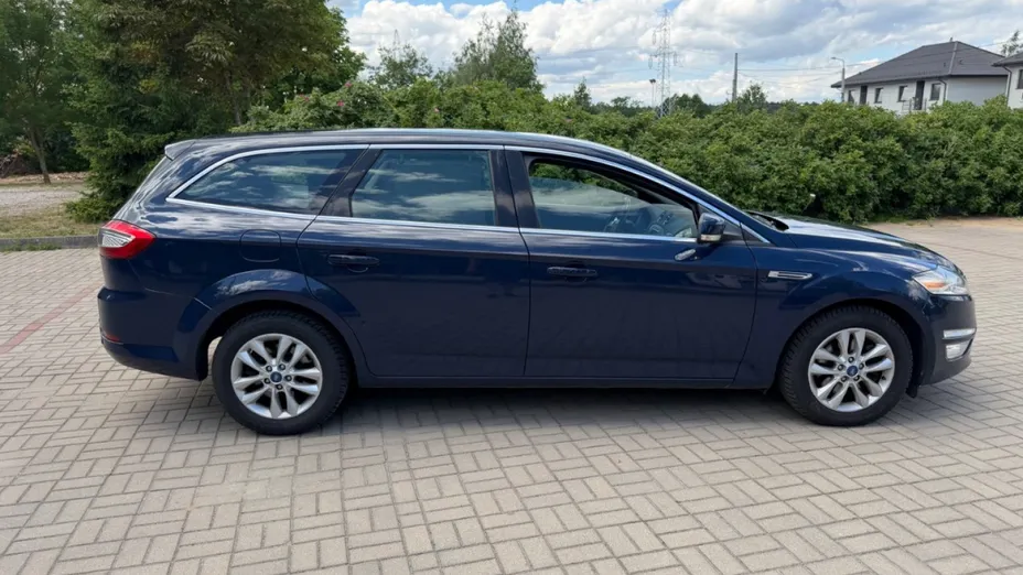 FORD Mondeo -